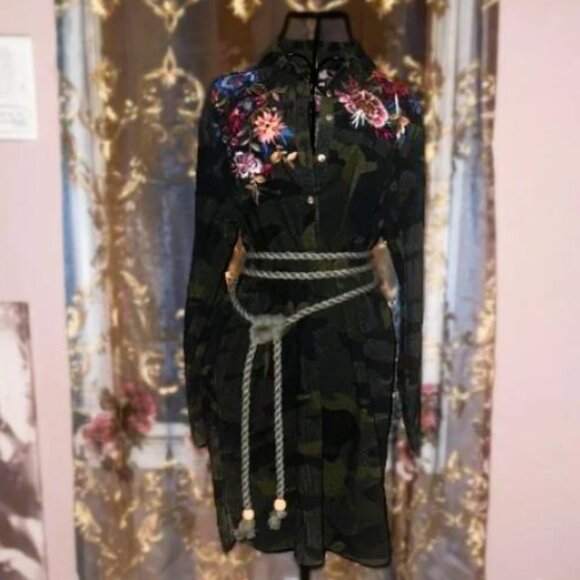 Johnny Was Dresses & Skirts - Johnny Was camouflage & floral tunic dress ~ L